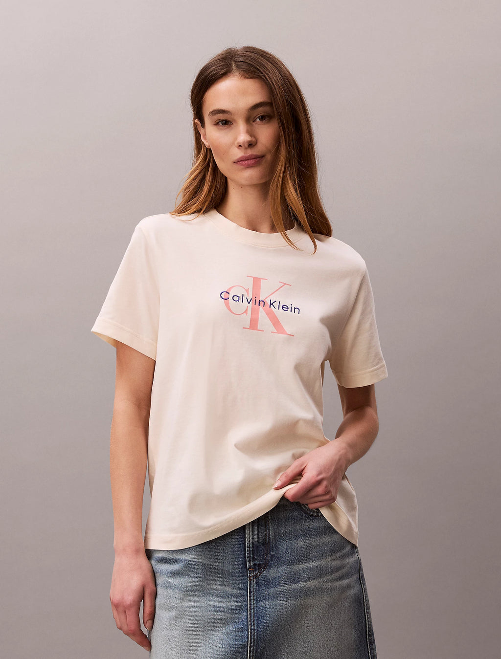 T-shirt con monogramma logo